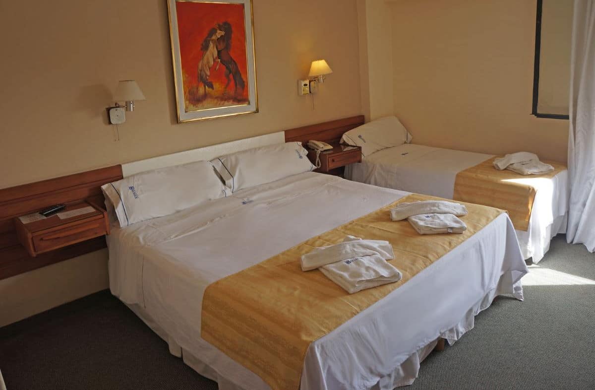 https://www.hotelsussexcba.com.ar/wp-content/uploads/2019/10/home_tms-1.jpg